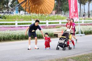 BIB: 
                            <button type="button" onclick="openModal(27856035)" class="btn btn-primary btn-sm float-right btn-popup" data-toggle="modal" data-target=".modal-high-quality">
                        <i class="fas fa-shopping-cart"></i> Add to Cart
                    </button>
                                            <button type="button" onclick="isThisMe(27856035, true)" class="btn btn-success btn-sm float-right btn-popup btn-isme hidden" data-toggle="tooltip" data-placement="bottom" title="นี่คือรูปของคุณใช่ไหม คลิกที่นี่เพื่อเอาเข้าอัลบั้ม">
                        <i class="fas fa-plus"></i> Add to album
                    </button>
                    <button type="button" onclick="isThisMe(27856035, false)" class="btn btn-warning btn-sm float-right btn-popup btn-isnotme hidden">
                        <i class="fas fa-ban"></i> Remove from album
                    </button>